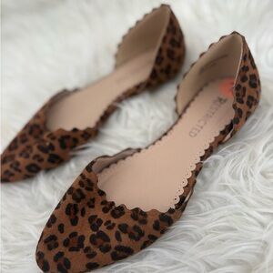 Leopard Print Scalloped Flats